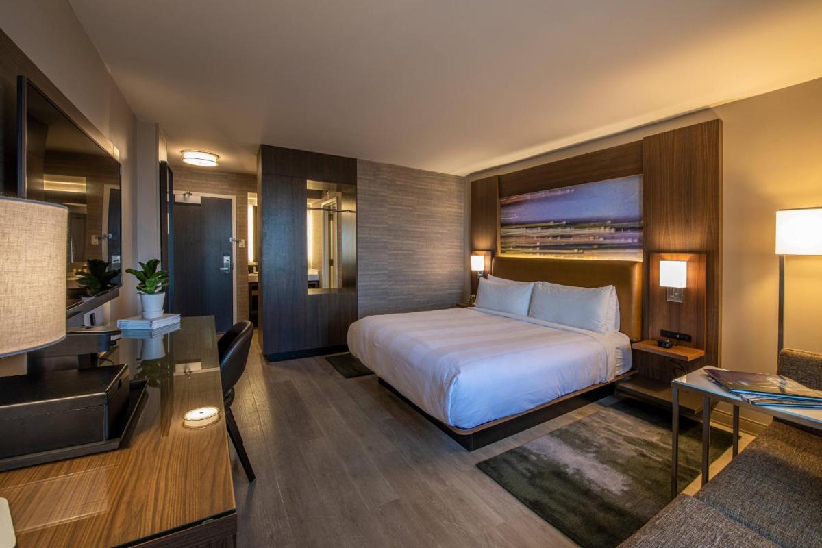 Wichita Marriott - image 6