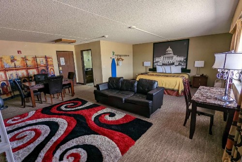 Super 8 by Wyndham Wichita North - image 16