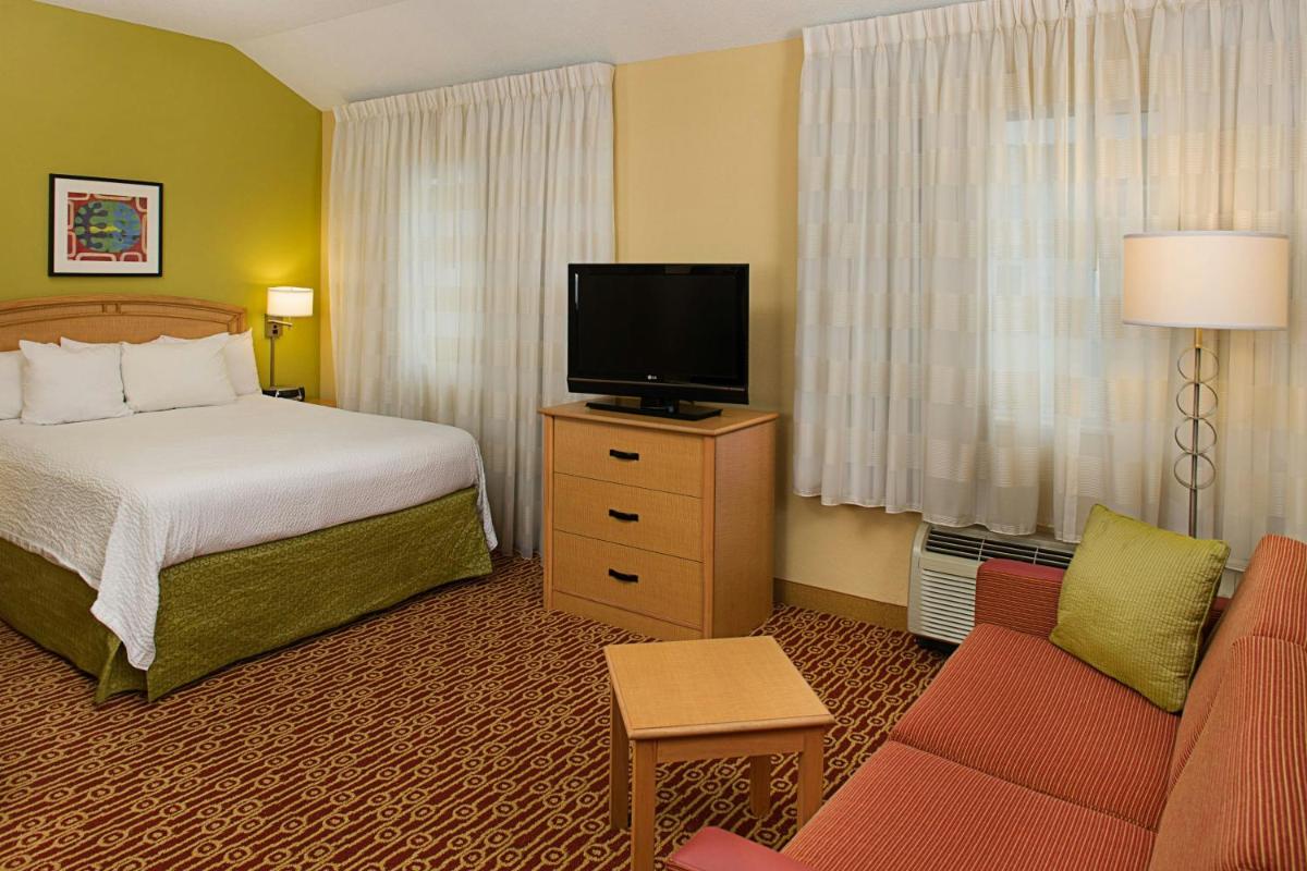 TownePlace Suites Wichita East - image 7