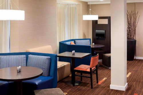 Courtyard by Marriott Wichita East - image 13