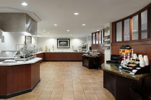 Courtyard by Marriott Wichita at Old Town - image 9