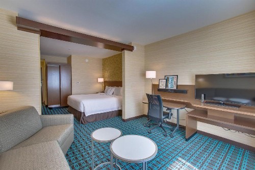 Fairfield Inn & Suites By Marriott Wichita East - image 11