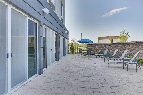 Fairfield Inn & Suites By Marriott Wichita East - image 17