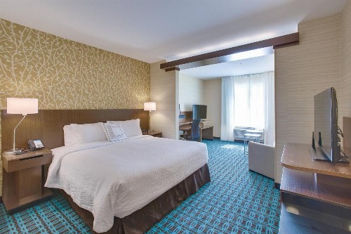 Fairfield Inn & Suites By Marriott Wichita East - image 2