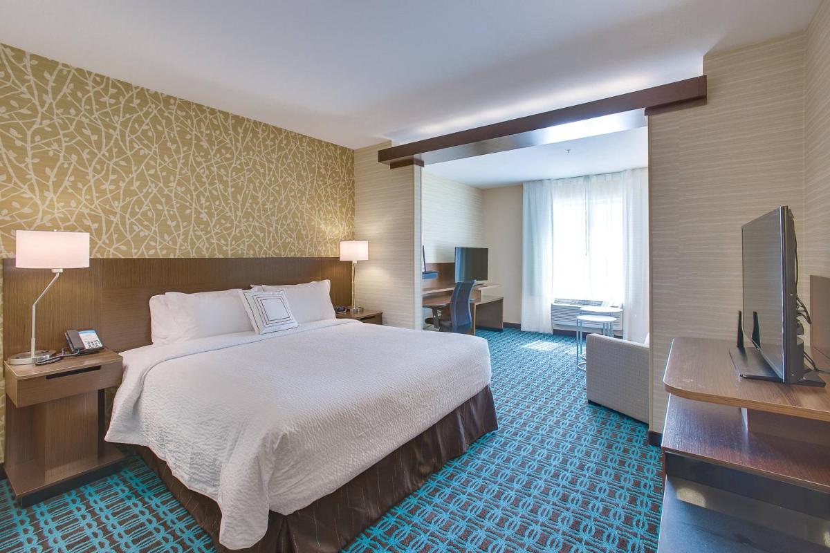 Fairfield Inn & Suites By Marriott Wichita East - image 2