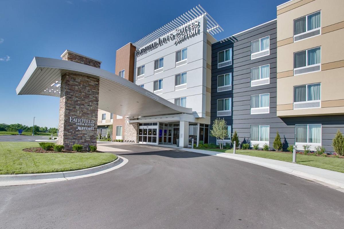Fairfield Inn & Suites By Marriott Wichita East - image 4