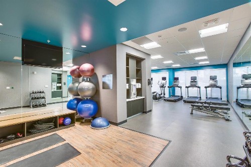 Fairfield Inn & Suites By Marriott Wichita East - image 9