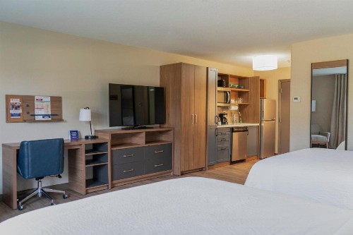 Wichita West Inn and Suites - image 34