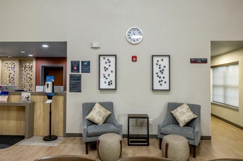 Wichita West Inn and Suites - image 4