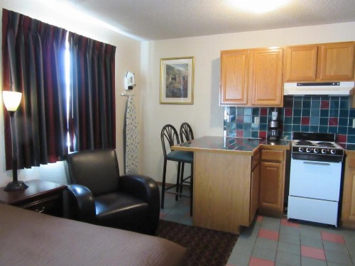 Howard Johnson by Wyndham Wichita Airport - image 35