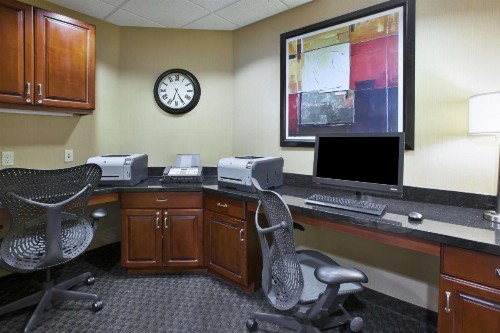 Hampton Inn & Suites Wichita-Northeast - image 23