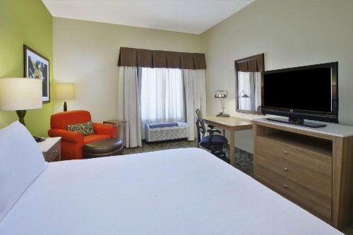 Hilton Garden Inn Wichita - image 18