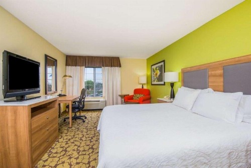 Hilton Garden Inn Wichita - image 32