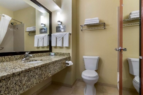 Best Western Governors Inn and Suites - image 12