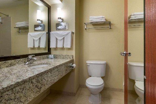 Best Western Governors Inn and Suites - image 18