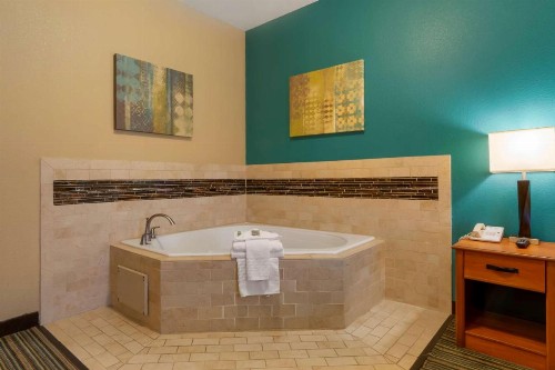 Best Western Governors Inn and Suites - image 28