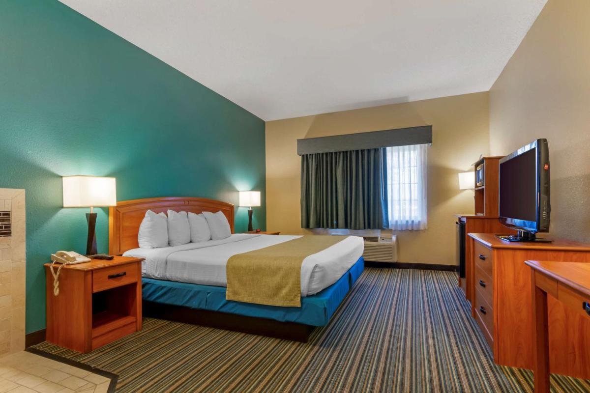 Best Western Governors Inn and Suites - image 3