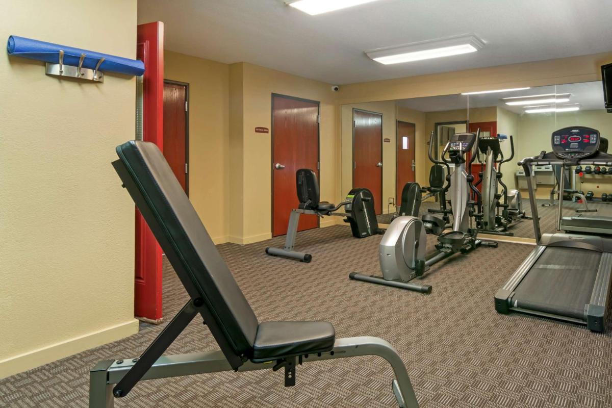 Best Western Governors Inn and Suites - image 6