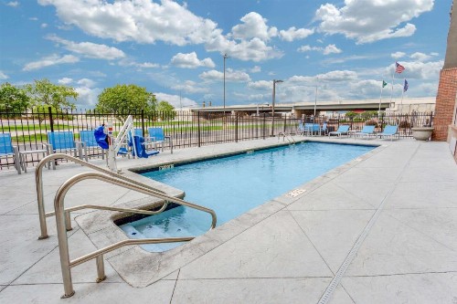 La Quinta by Wyndham Wichita Airport - image 24