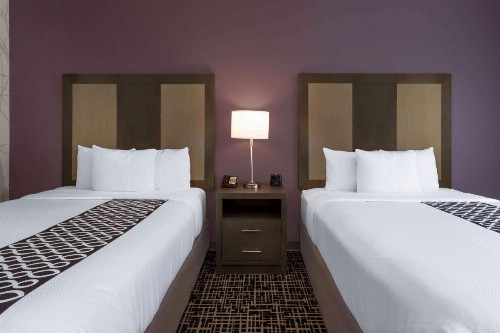 La Quinta by Wyndham Wichita Airport - image 3
