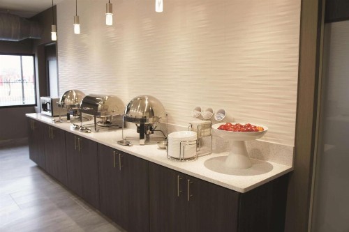 La Quinta by Wyndham Wichita Airport - image 48