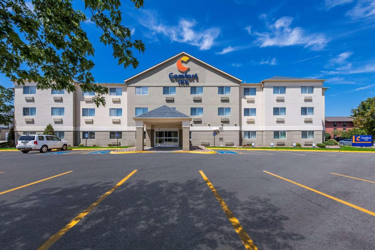 Comfort Inn East Wichita - main image