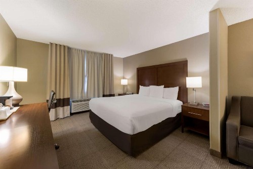Comfort Inn East Wichita - image 24