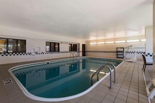 Comfort Inn East Wichita - image 26