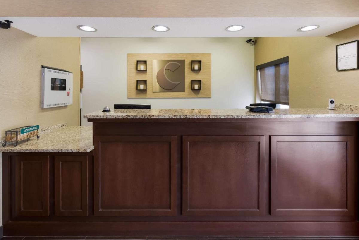Comfort Inn East Wichita - image 5