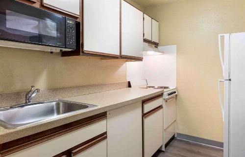 Extended Stay America Suites - Wichita - East - image 14