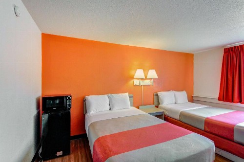 Motel 6-Wichita KS - image 14
