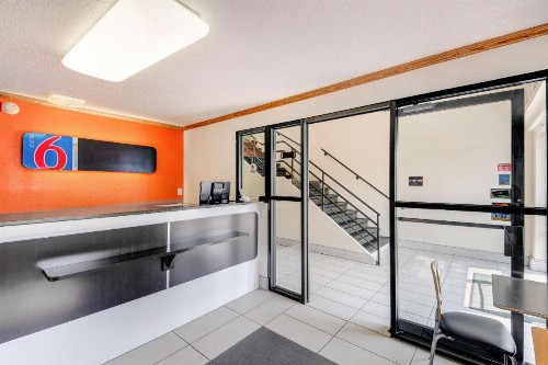 Motel 6-Wichita KS - image 21