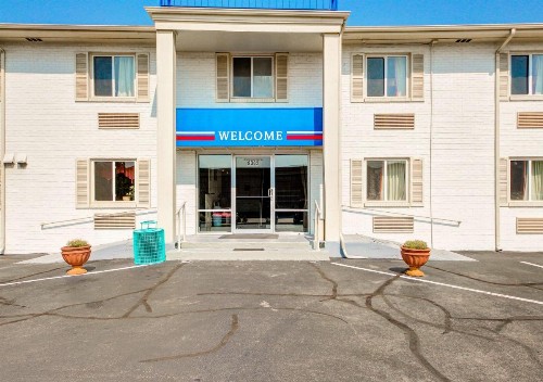 Motel 6-Wichita KS - image 26