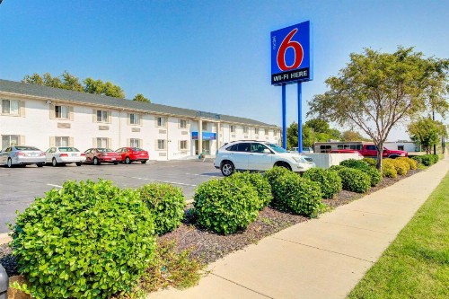 Motel 6-Wichita KS - image 28