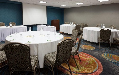 Holiday Inn Wichita East I-35 an IHG Hotel - image 27