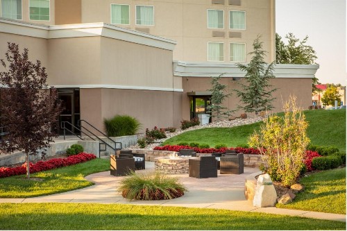 Holiday Inn Wichita East I-35 an IHG Hotel - image 30