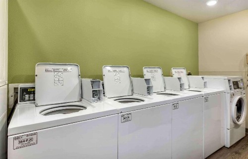 WoodSpring Suites Wichita North - image 36