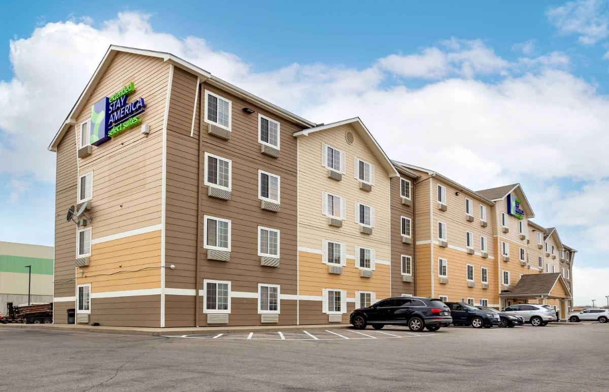 WoodSpring Suites Wichita Airport - image 4