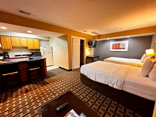 Hawthorn Suites Wichita East - image 17