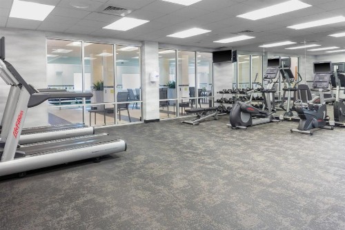Fairfield Inn & Suites by Marriott Wichita Downtown - image 2
