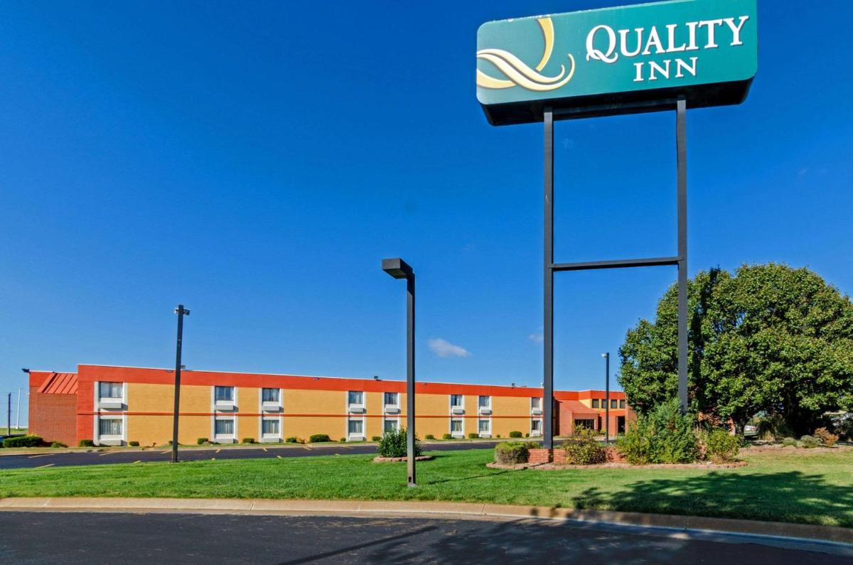Quality Inn South - main image