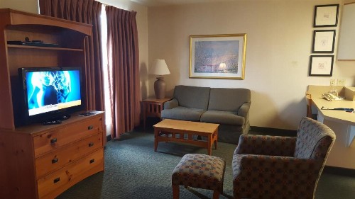 Baymont by Wyndham Wichita East - image 49