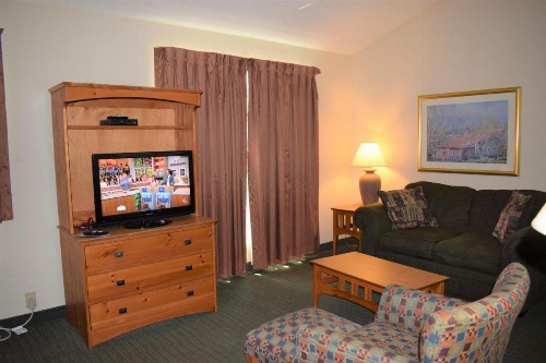 Baymont by Wyndham Wichita East - image 8