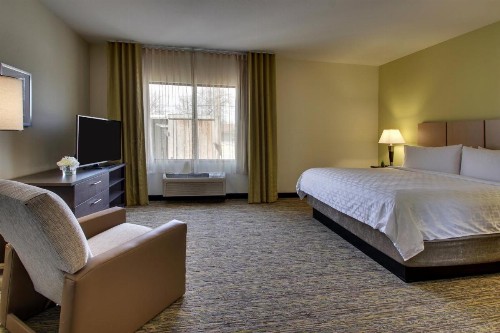 Candlewood Suites - Wichita East an IHG Hotel - image 19