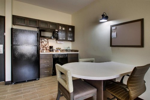 Candlewood Suites - Wichita East an IHG Hotel - image 28