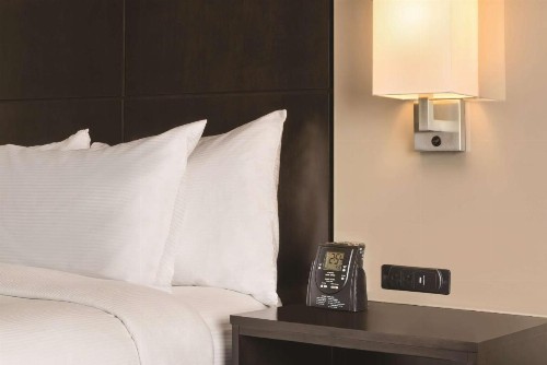 DoubleTree by Hilton Wichita Airport - image 10