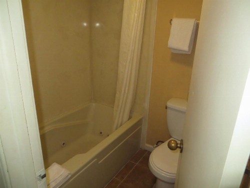 Executive Inn Wichita - image 7
