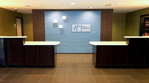 Holiday Inn Express Hotel & Suites Wichita Northeast an IHG Hotel - image 14