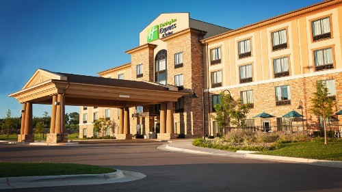 Holiday Inn Express Hotel & Suites Wichita Northeast an IHG Hotel - image 28