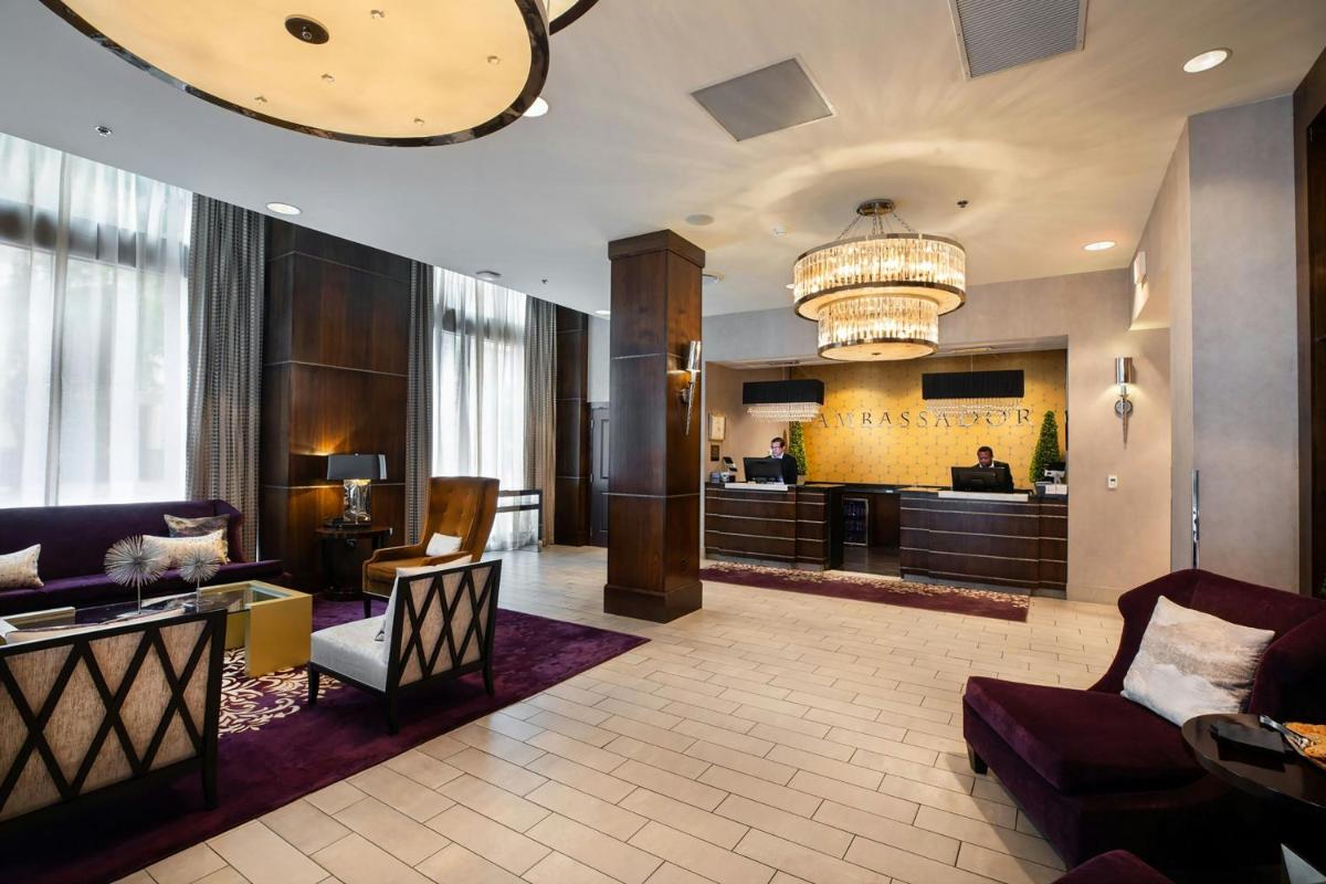 Ambassador Hotel Wichita Autograph Collection - main image